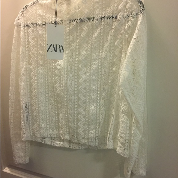 Zara Ivory Lace Long Steve Top - Picture 2 of 3